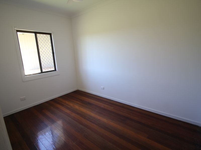 205 Highland Street, Esk QLD 4312