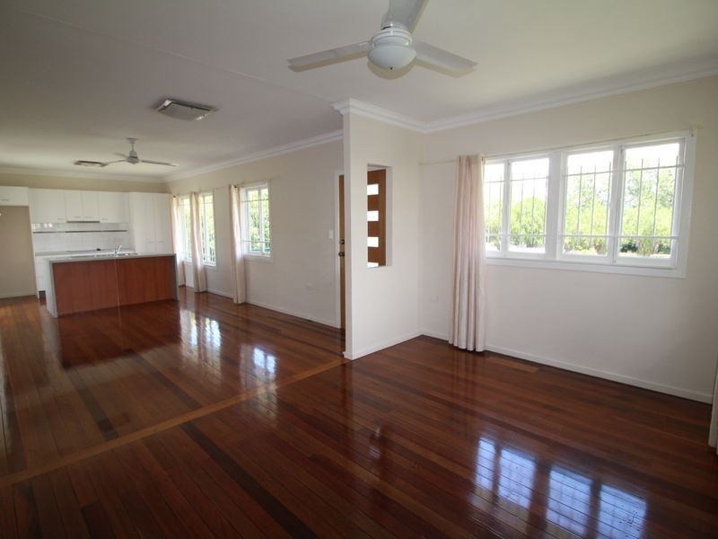 35 Cairnscroft Street, Toogoolawah QLD 4313
