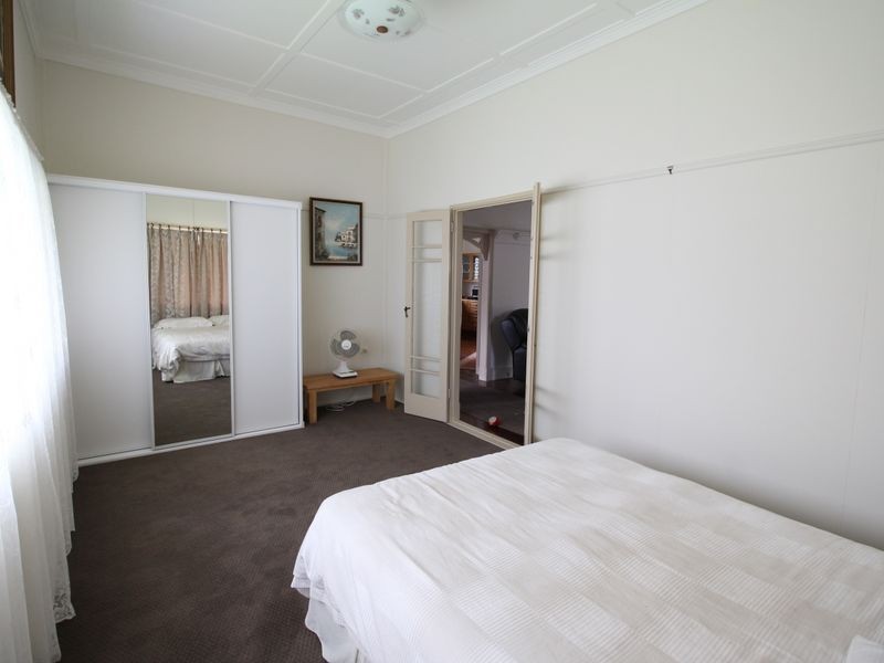 30 Richard Street, Esk QLD 4312