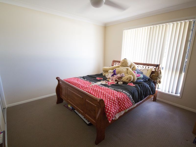 6 Elizabeth Street, Esk QLD 4312