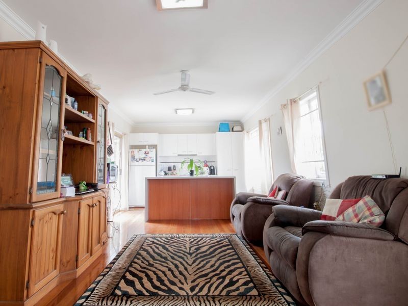 35 Cairnscroft Street, Toogoolawah QLD 4313