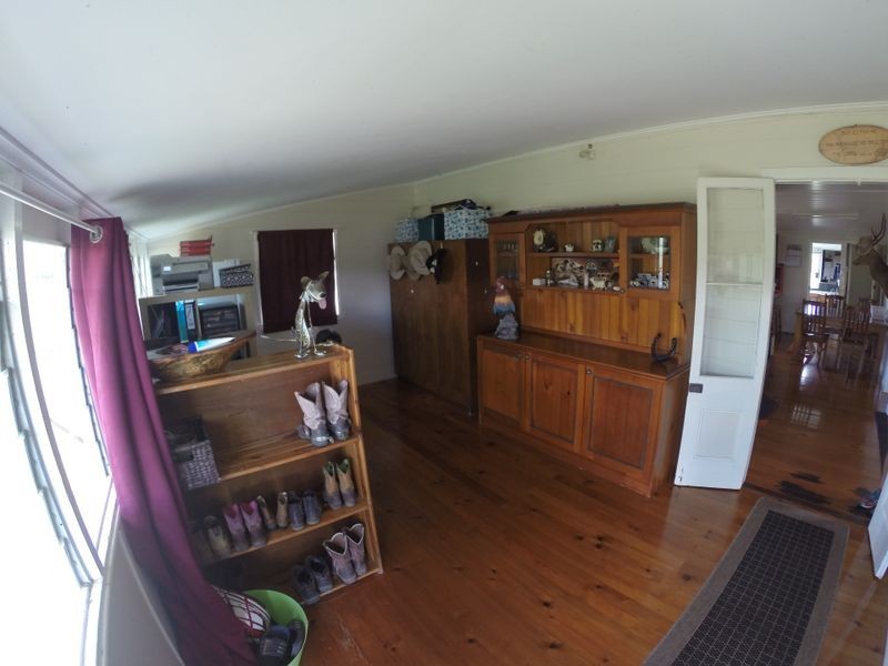 5871 Brisbane Valley Highway, Biarra QLD 4313