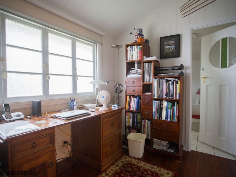 32 Barbour Street, Esk QLD 4312