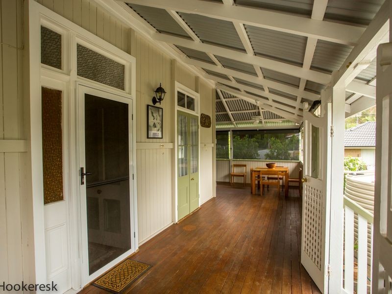 32 Barbour Street, Esk QLD 4312