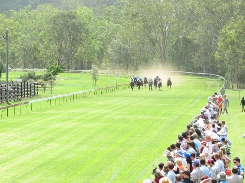 12 Elizabeth Street, Esk QLD 4312