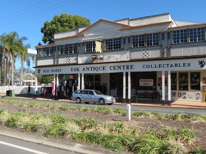 12 Elizabeth Street, Esk QLD 4312