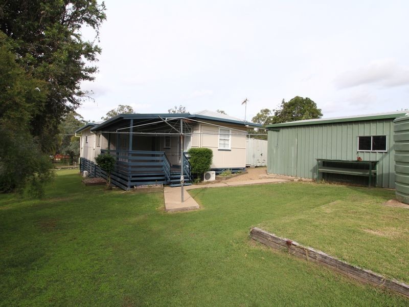 9 Mack Street, Esk QLD 4312