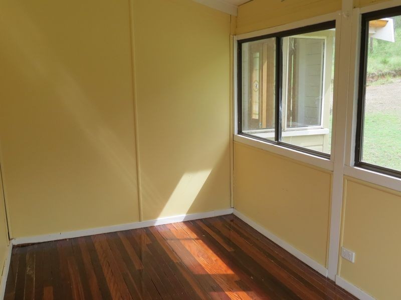 20 Crest Court, Esk QLD 4312
