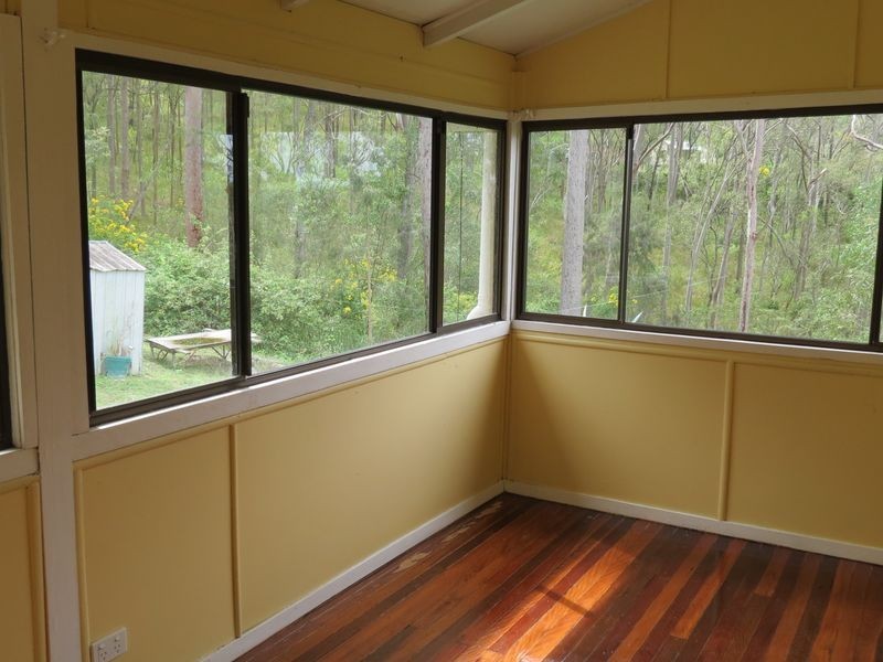 20 Crest Court, Esk QLD 4312