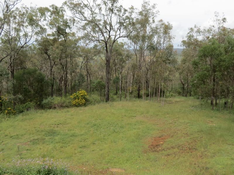 20 Crest Court, Esk QLD 4312