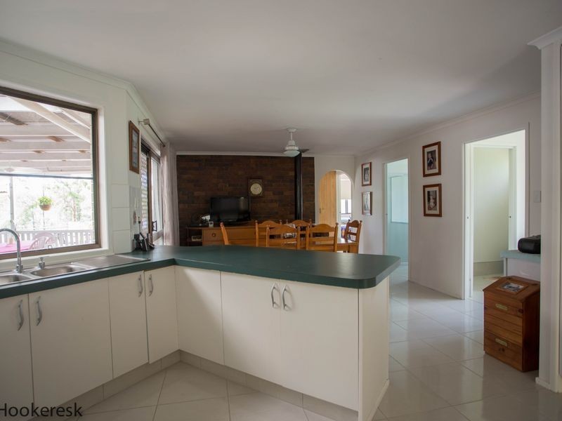 525 Willaura Drive, Mount Hallen QLD 4312
