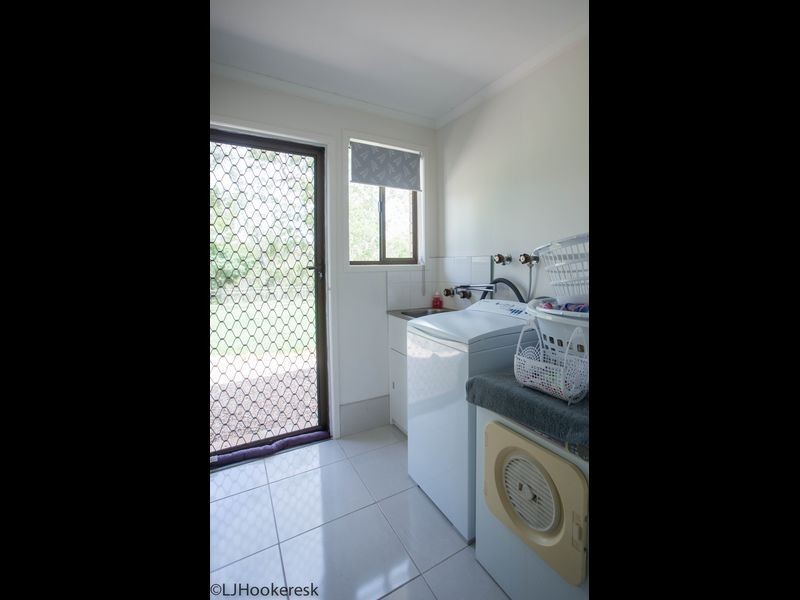 525 Willaura Drive, Mount Hallen QLD 4312