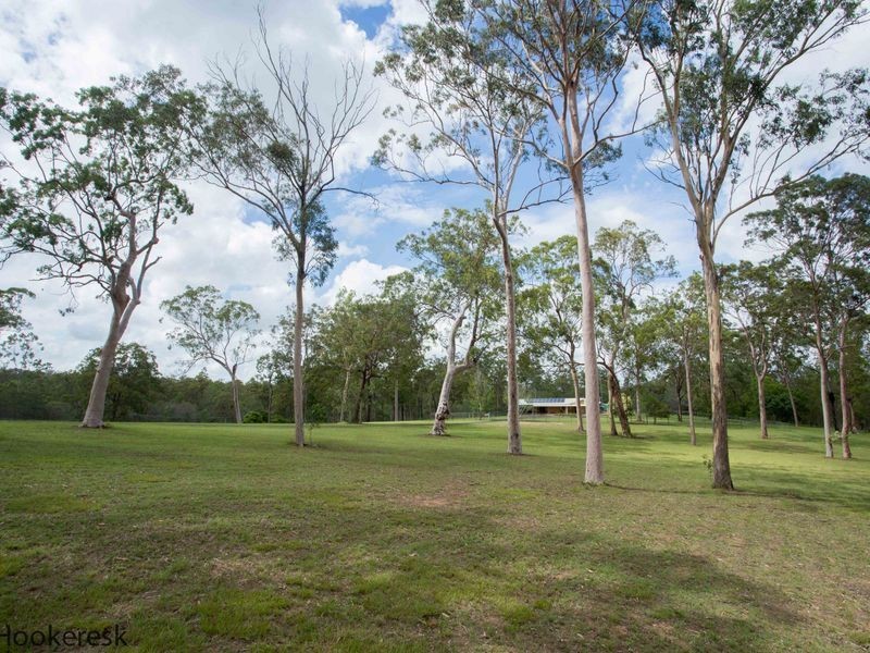 525 Willaura Drive, Mount Hallen QLD 4312