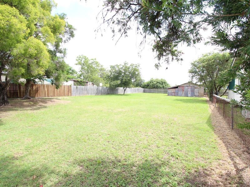 3 Pryde Street, Esk QLD 4312