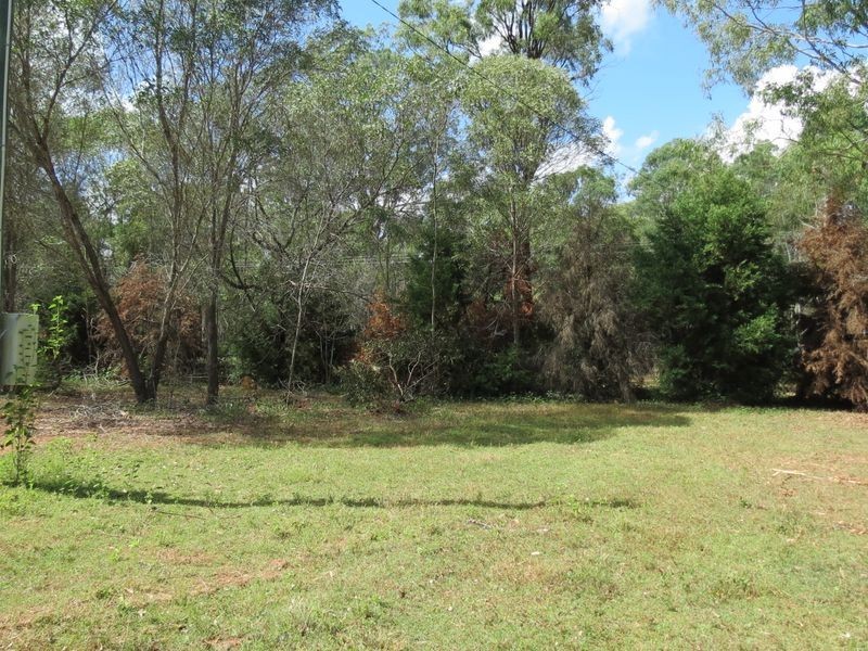 34 Elm Street, Esk QLD 4312