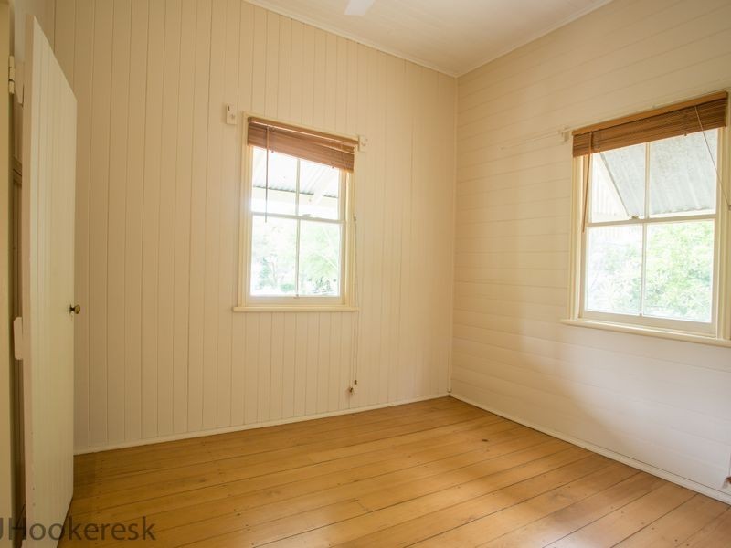 31 Drem Street, Toogoolawah QLD 4313