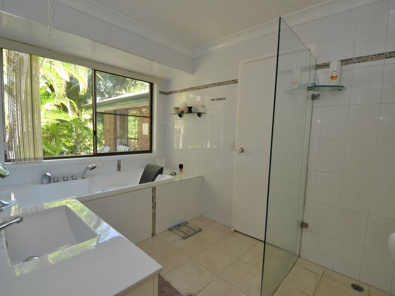 473 Willaura Drive, Mount Hallen QLD 4312