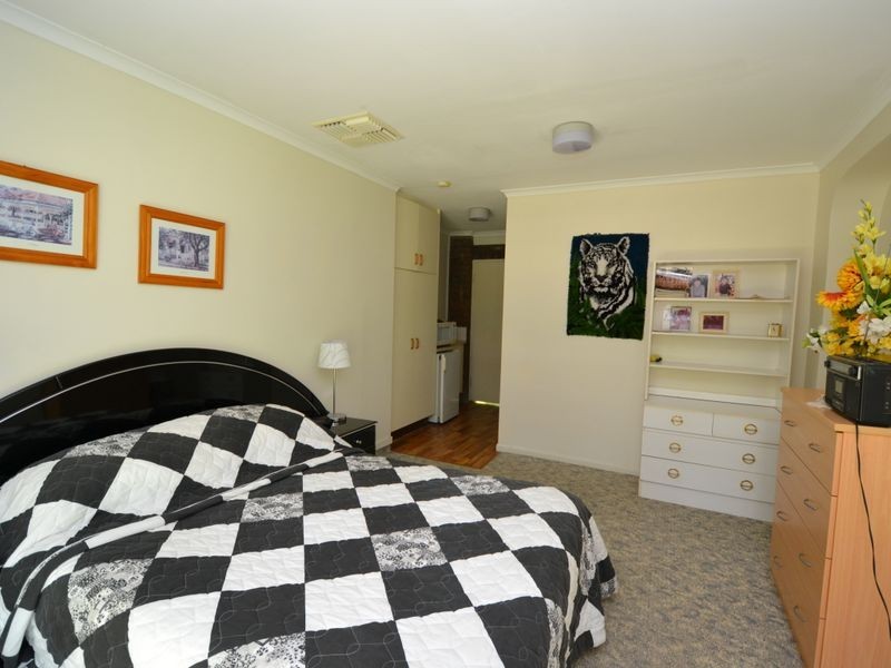 473 Willaura Drive, Mount Hallen QLD 4312