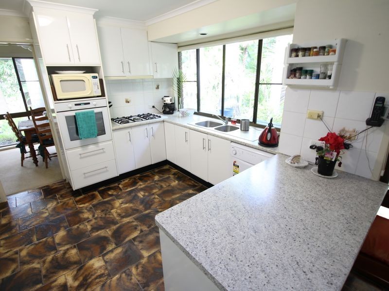 473 Willaura Drive, Mount Hallen QLD 4312