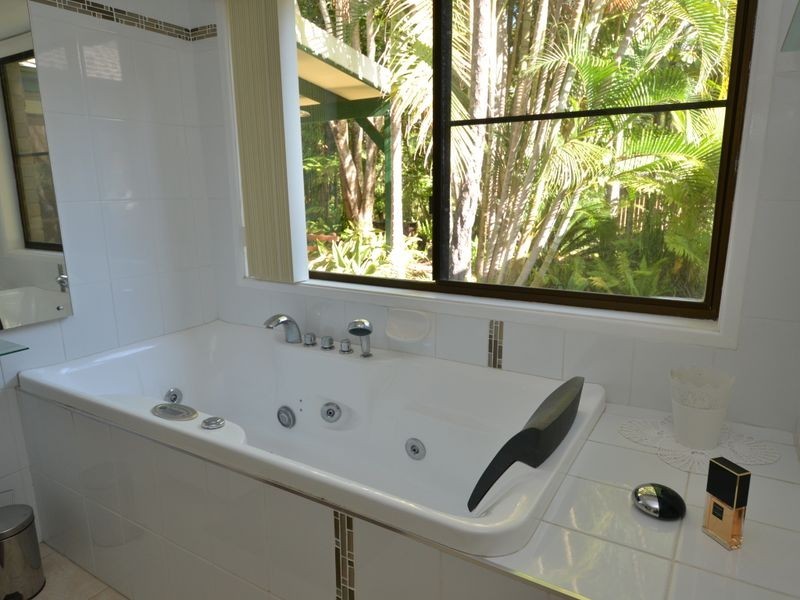 473 Willaura Drive, Mount Hallen QLD 4312