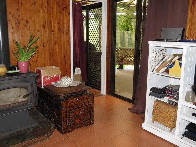68 Pine Crescent, Esk QLD 4312
