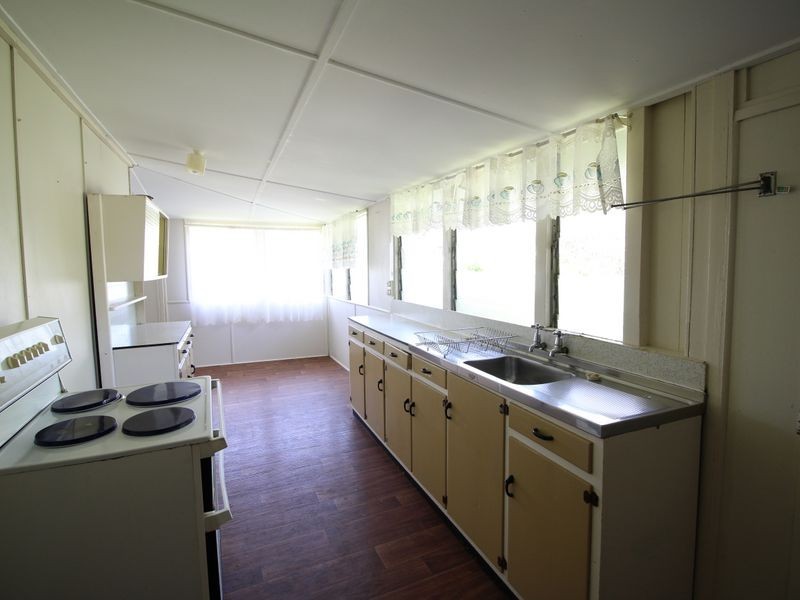 47 Charles Street, Toogoolawah QLD 4313