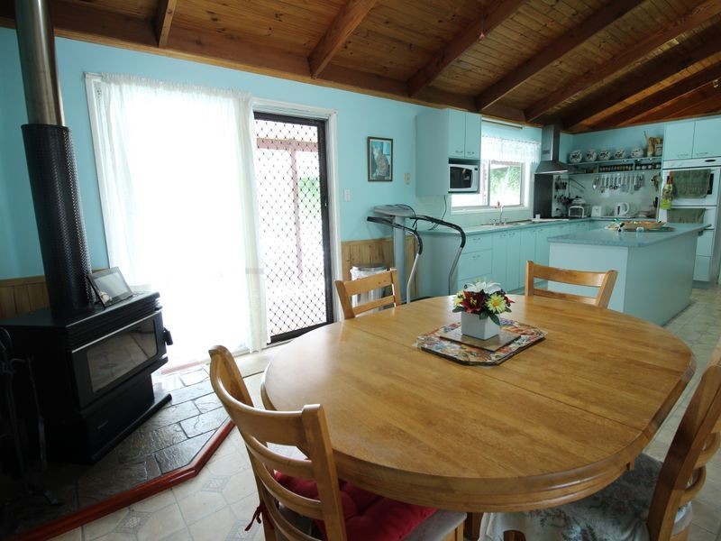 518 Willaura Drive, Mount Hallen QLD 4312