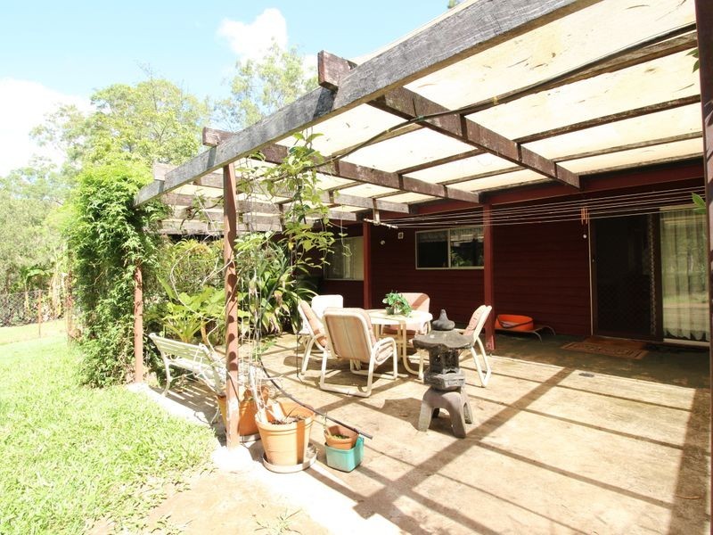 518 Willaura Drive, Mount Hallen QLD 4312