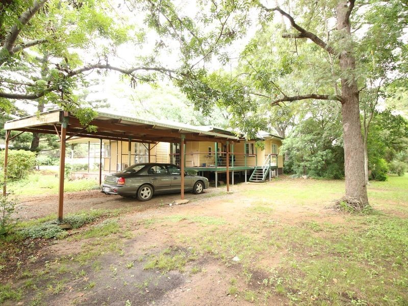 243 Ipswich Street, Esk QLD 4312