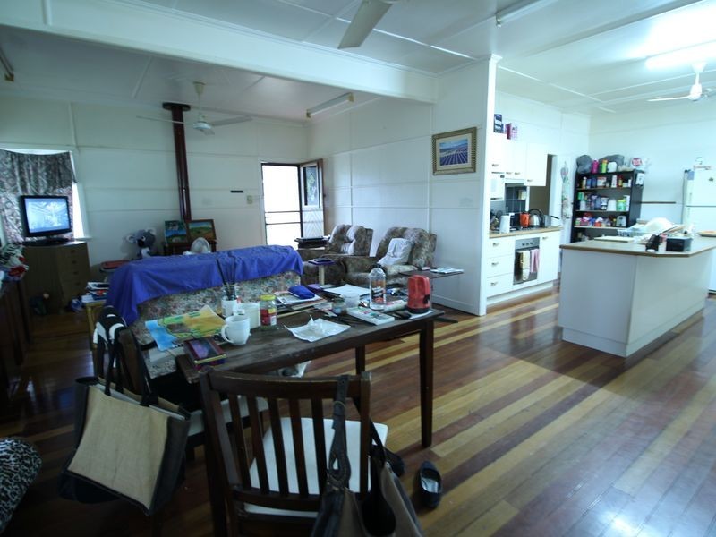 243 Ipswich Street, Esk QLD 4312