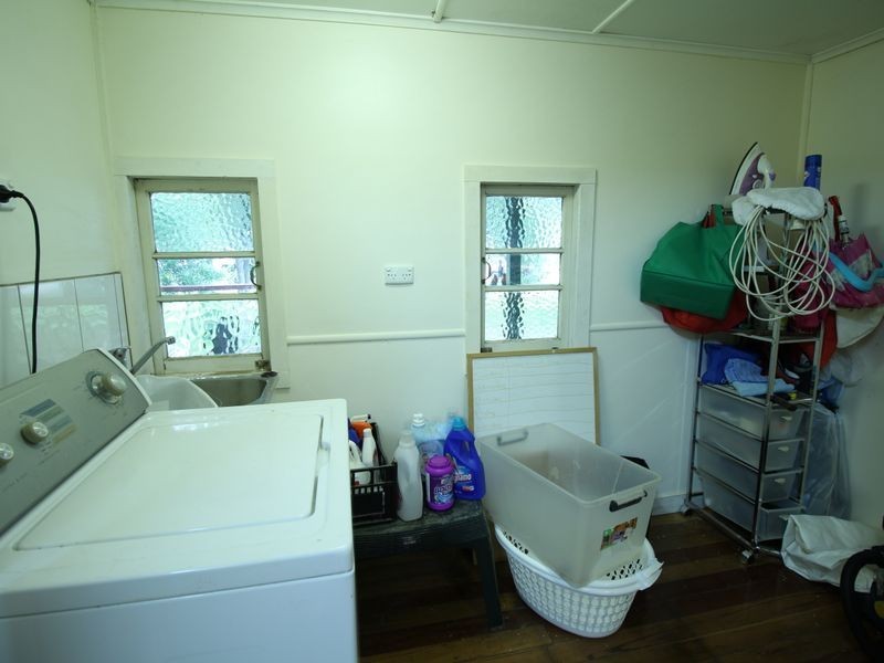 243 Ipswich Street, Esk QLD 4312