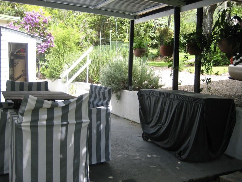 3 Edward Street, Somerset Dam QLD 4312