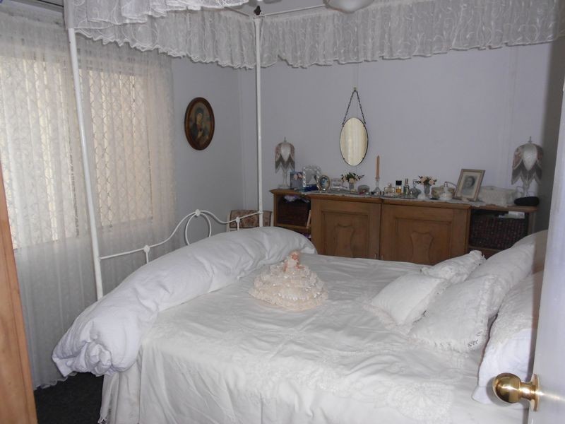 3 Edward Street, Somerset Dam QLD 4312