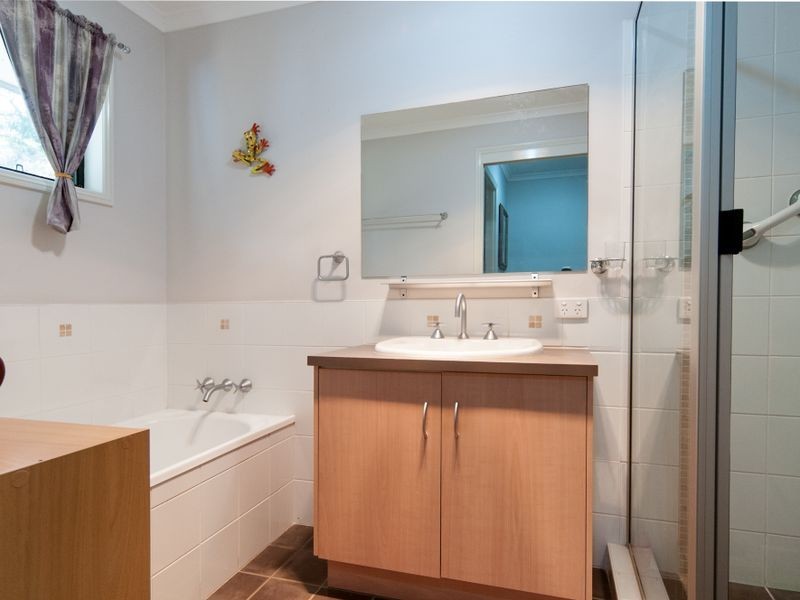 80 MacKenzie Lane, Esk QLD 4312