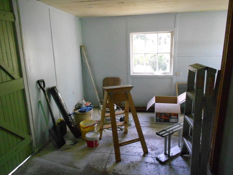 7 Edward Street, Somerset Dam QLD 4312