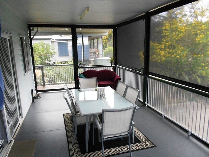 28 King Street, Somerset Dam QLD 4312