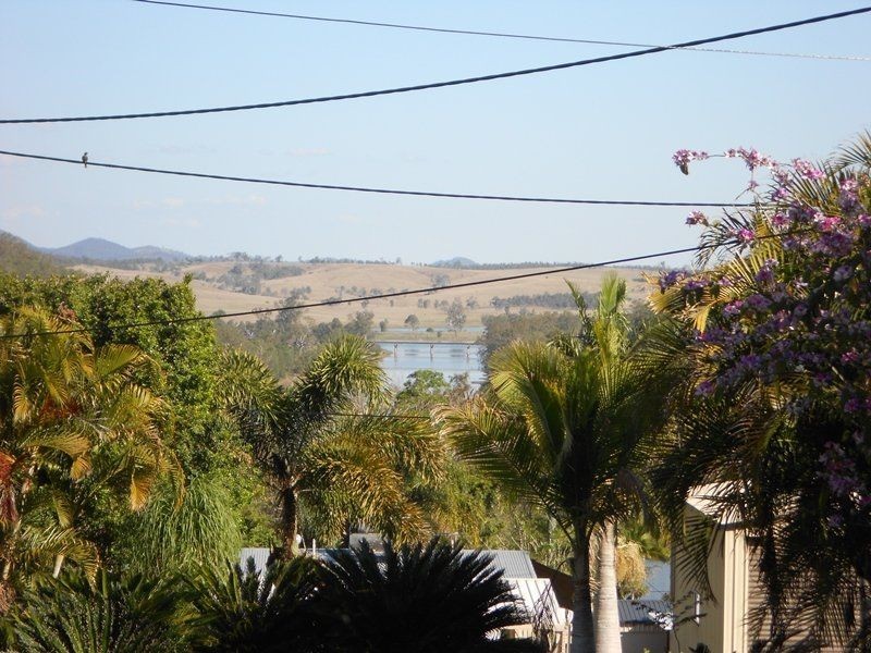 26 George Street, Somerset Dam QLD 4312