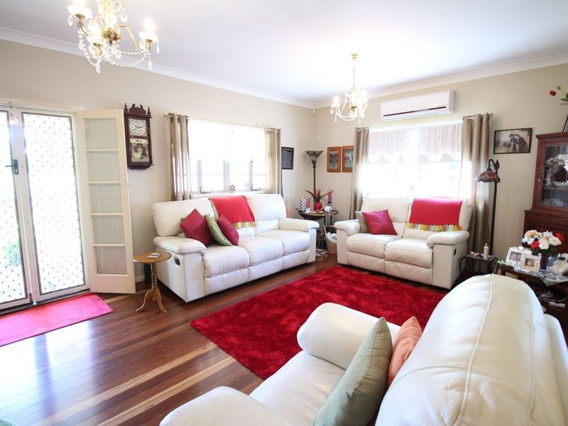 52 Eskdale Road, Toogoolawah QLD 4313