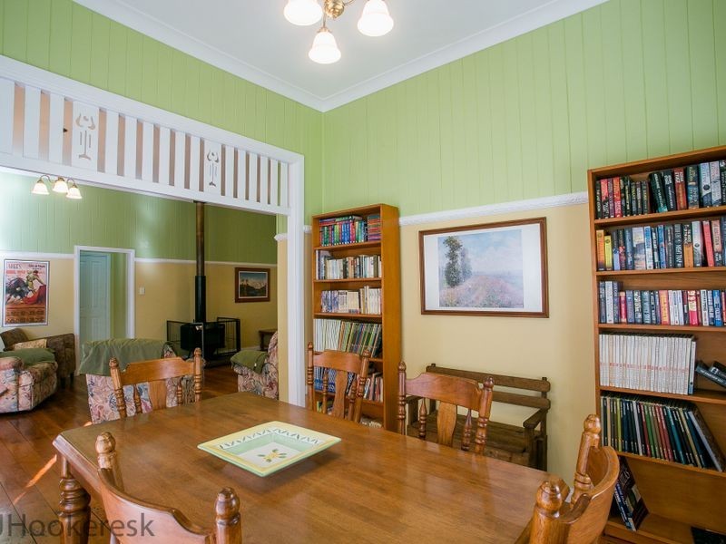 48 Elm Street, Esk QLD 4312