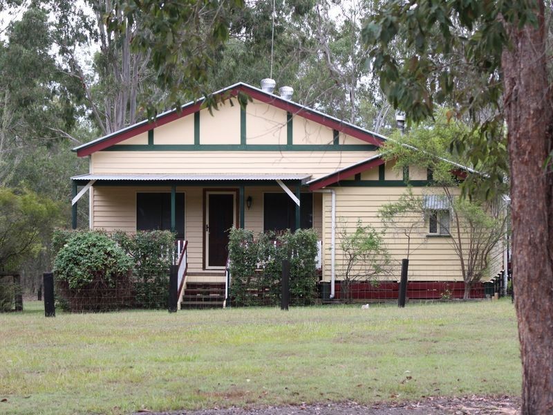 48 Elm Street, Esk QLD 4312