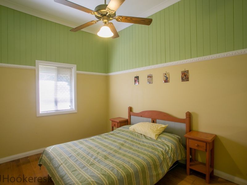 48 Elm Street, Esk QLD 4312