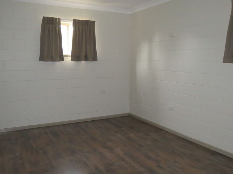 13 Hill Street, Esk QLD 4312