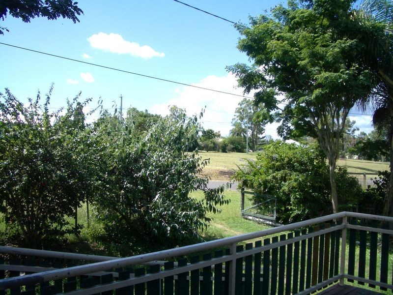 72 Eskdale Road, Toogoolawah QLD 4313