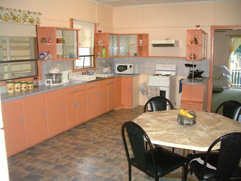 72 Eskdale Road, Toogoolawah QLD 4313