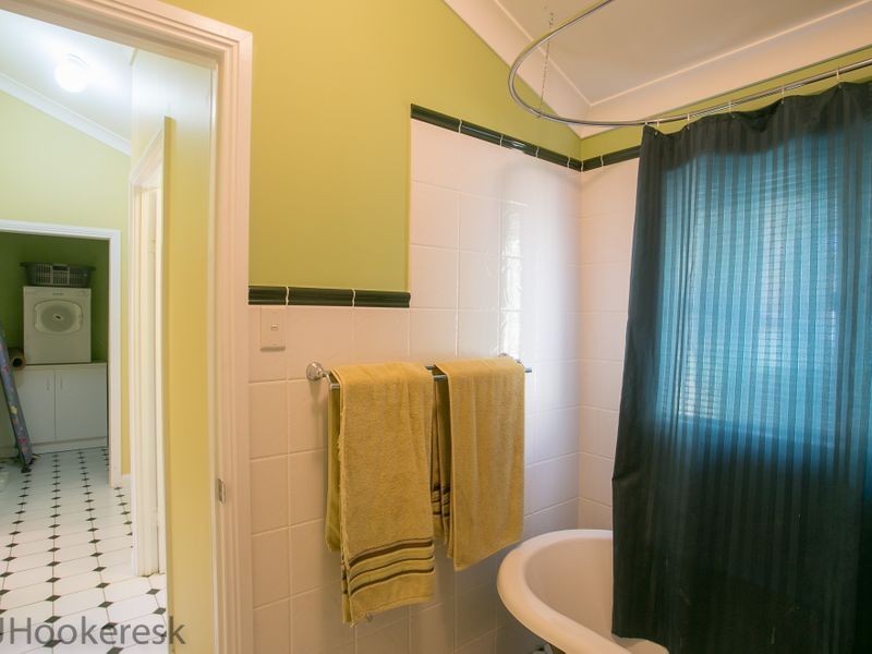 48 Elm Street, Esk QLD 4312