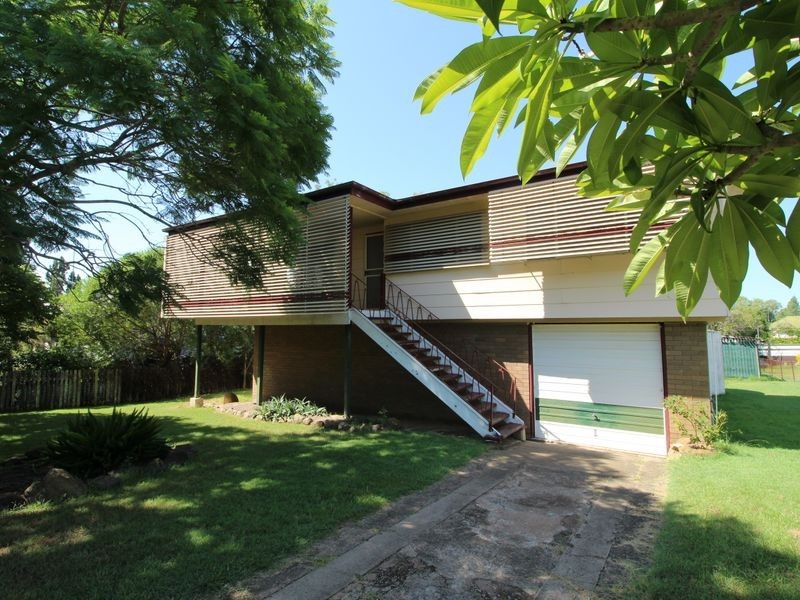 60 George Street, Toogoolawah QLD 4313