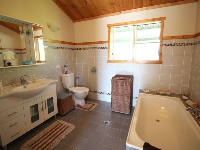 1623 Esk-Crows Nest Road, Biarra QLD 4313