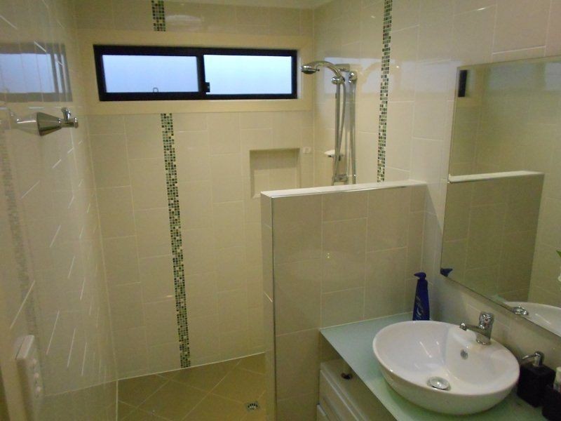 5 Fourth Avenue, Somerset Dam QLD 4312