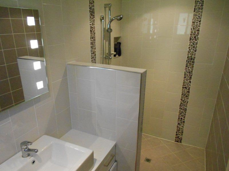 5 Fourth Avenue, Somerset Dam QLD 4312