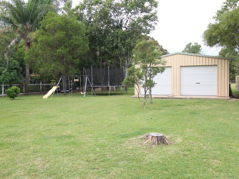 36 Middle Street, Esk QLD 4312